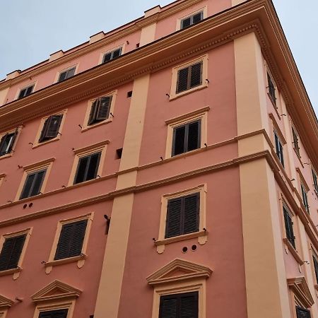 Colosseum 20 Apartment Рим Екстериор снимка