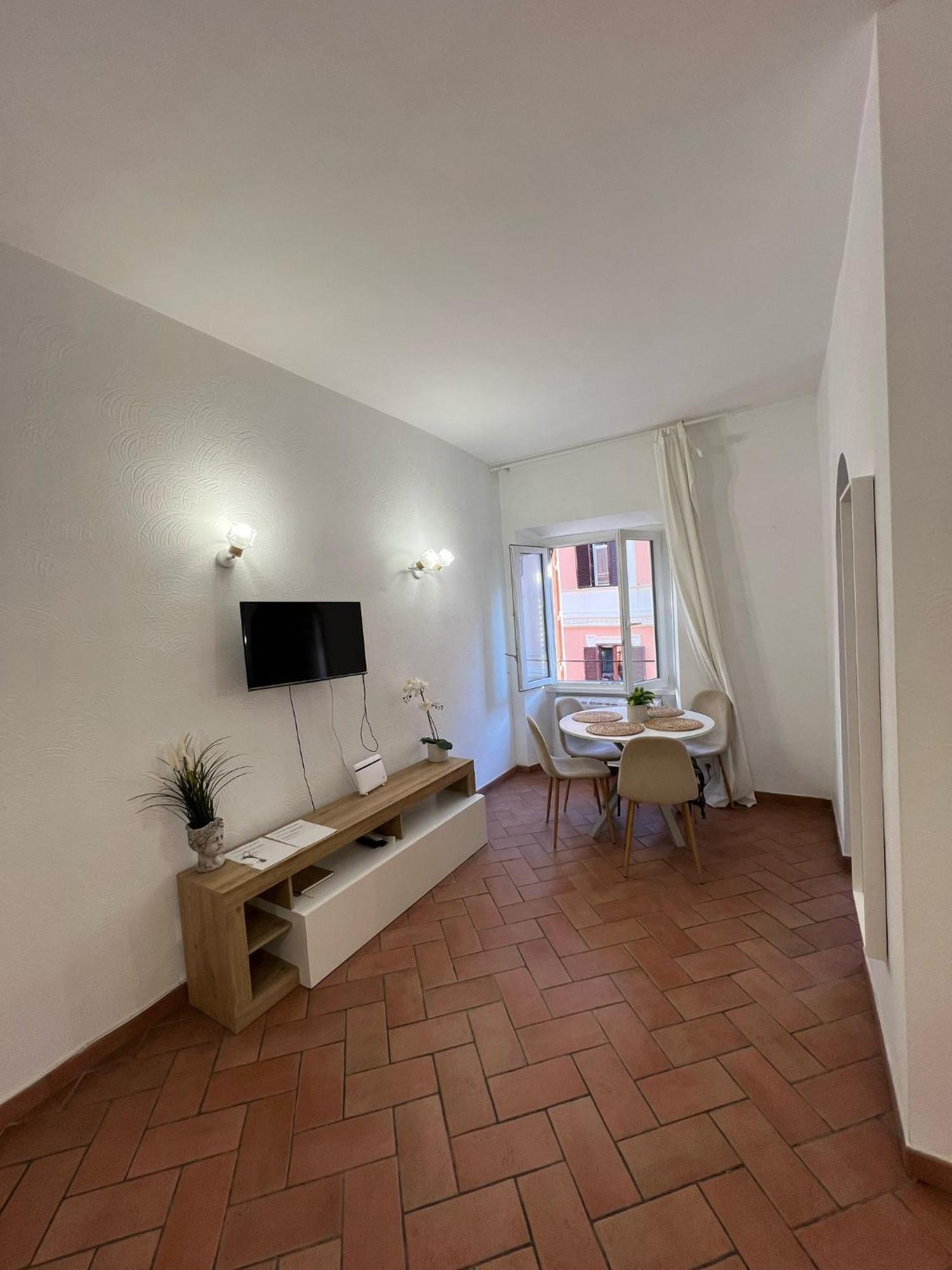 Colosseum 20 Apartment Рим Екстериор снимка