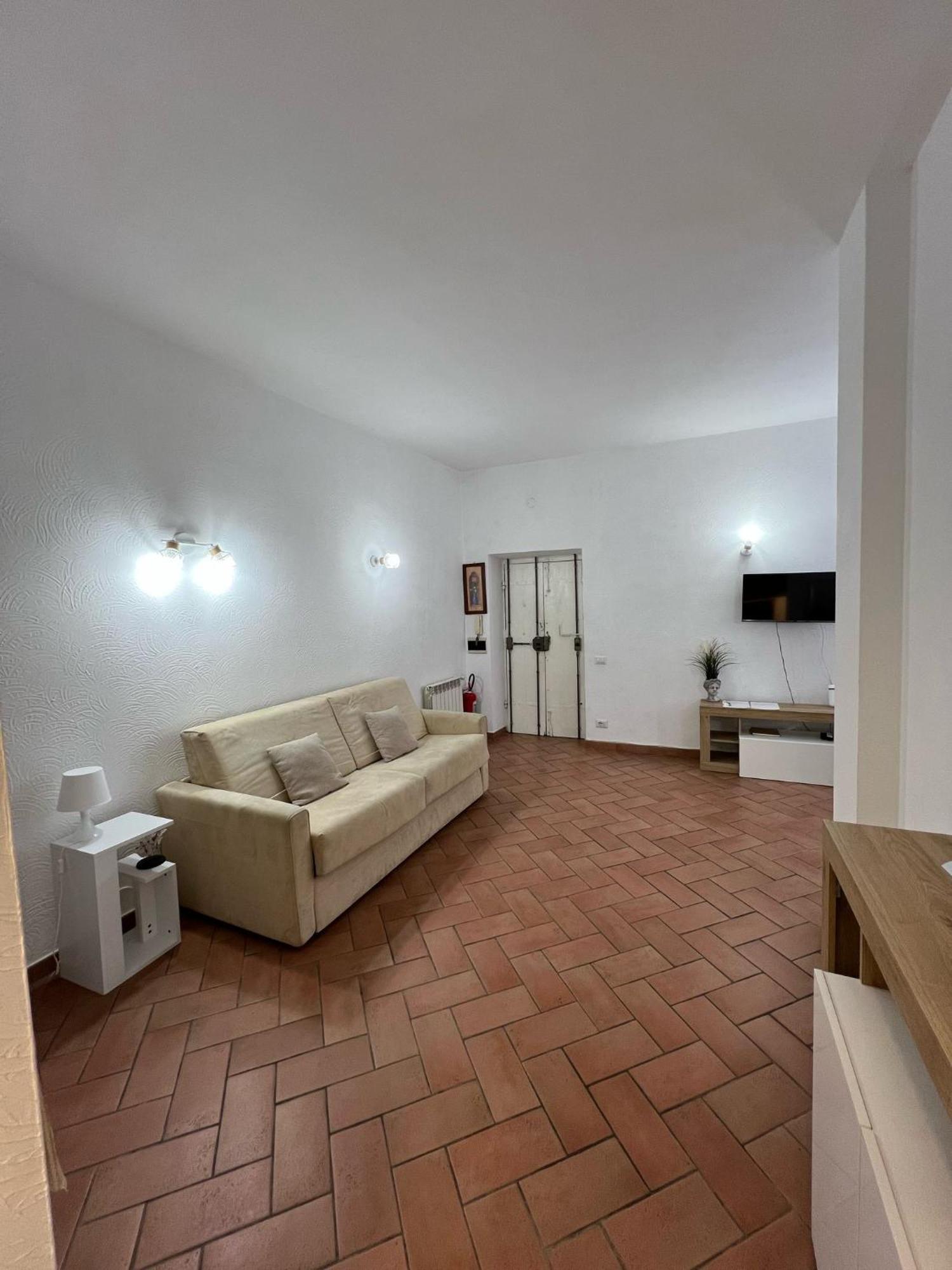 Colosseum 20 Apartment Рим Екстериор снимка